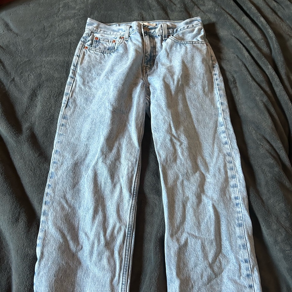 Women’s Levi Jeans